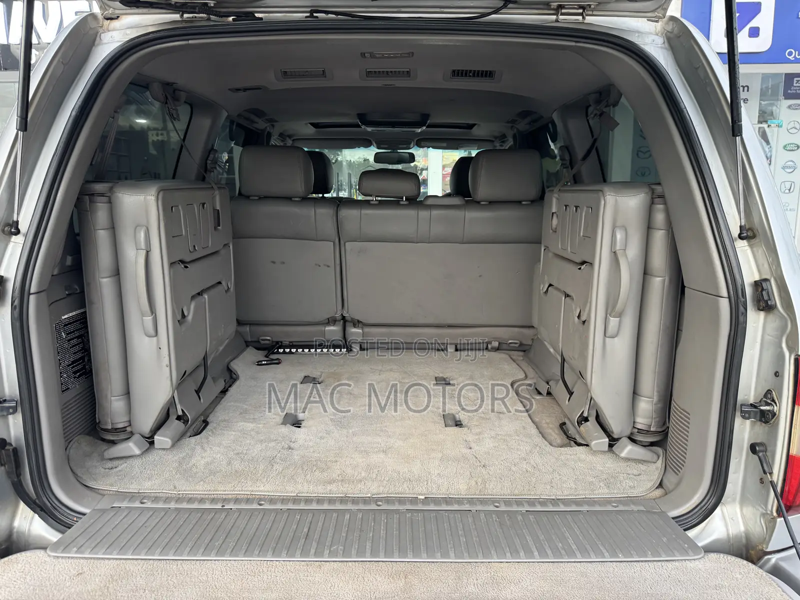 Toyota Land Cruiser 100 4.2 TD Executive 2005 Silver