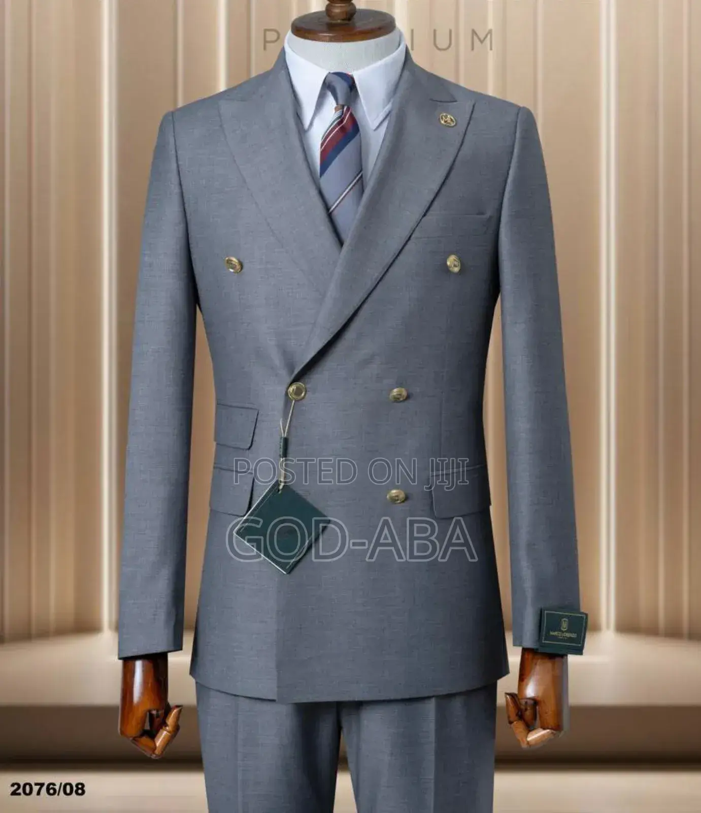 Mens Suits//Classic Suits