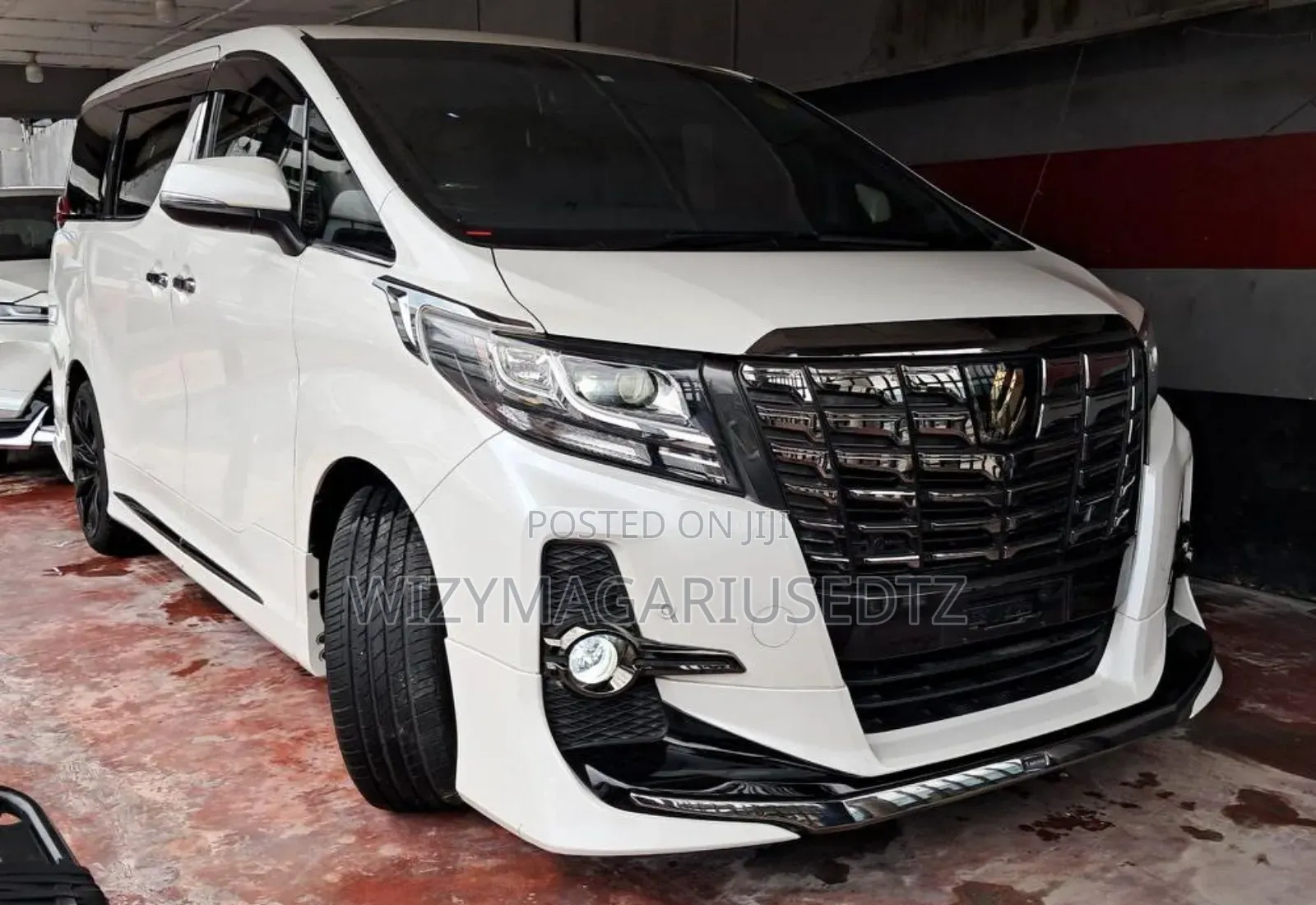 Toyota Alphard 2017 White