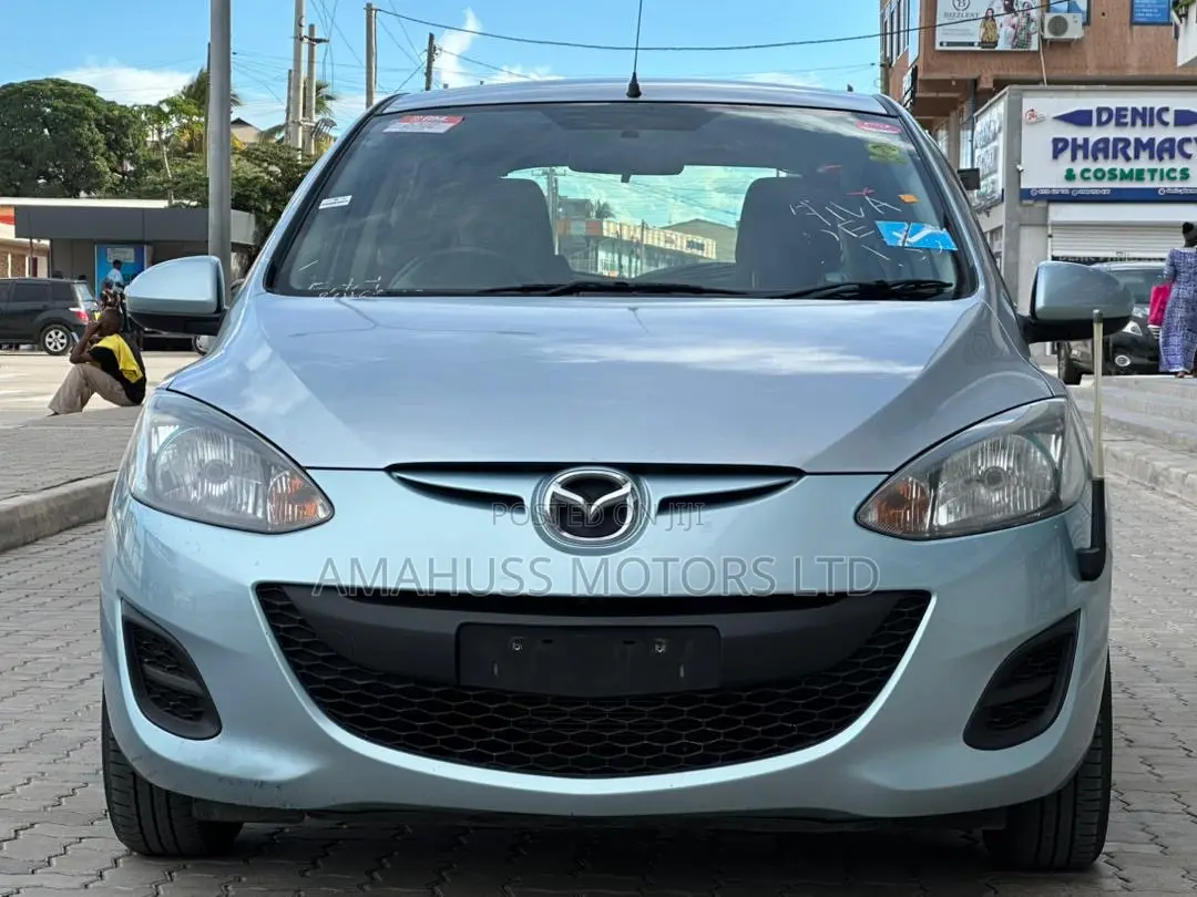 Mazda Demio 2011 Blue