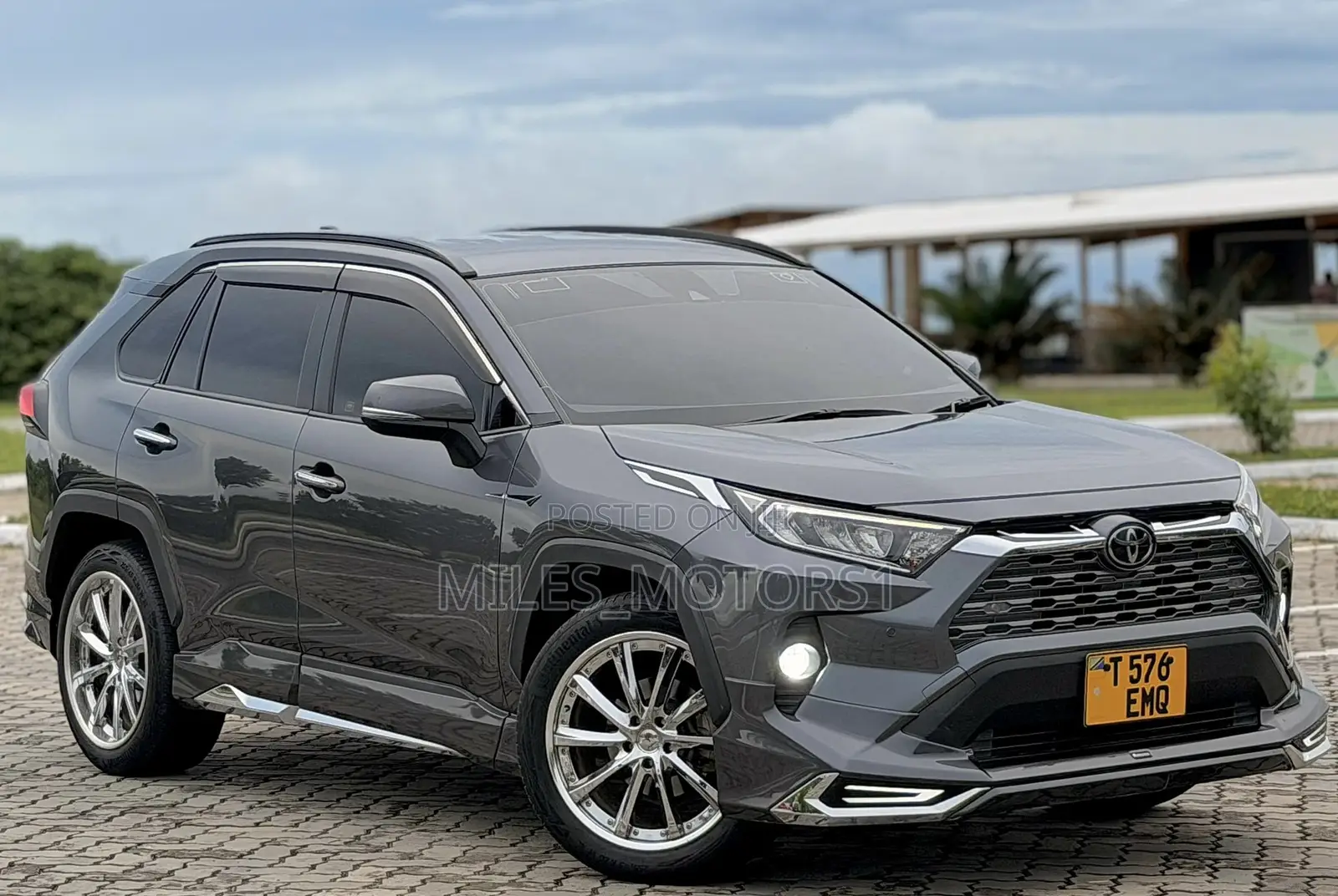 Toyota RAV4 2020 Gray