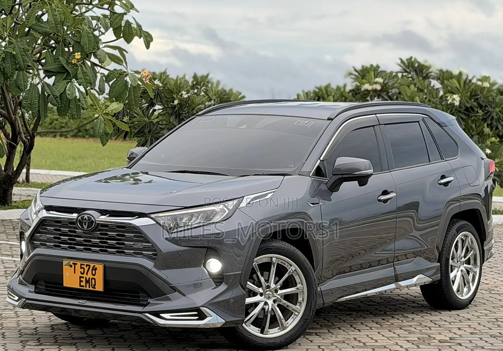 Toyota RAV4 2020 Gray
