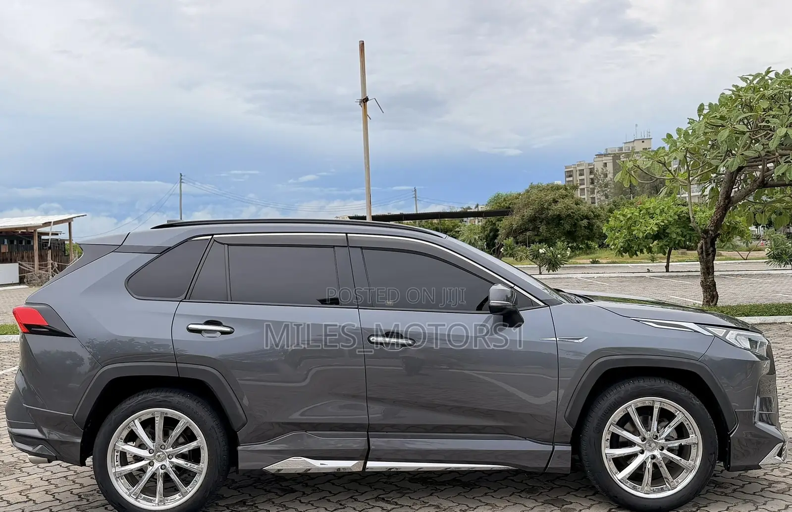 Toyota RAV4 2020 Gray