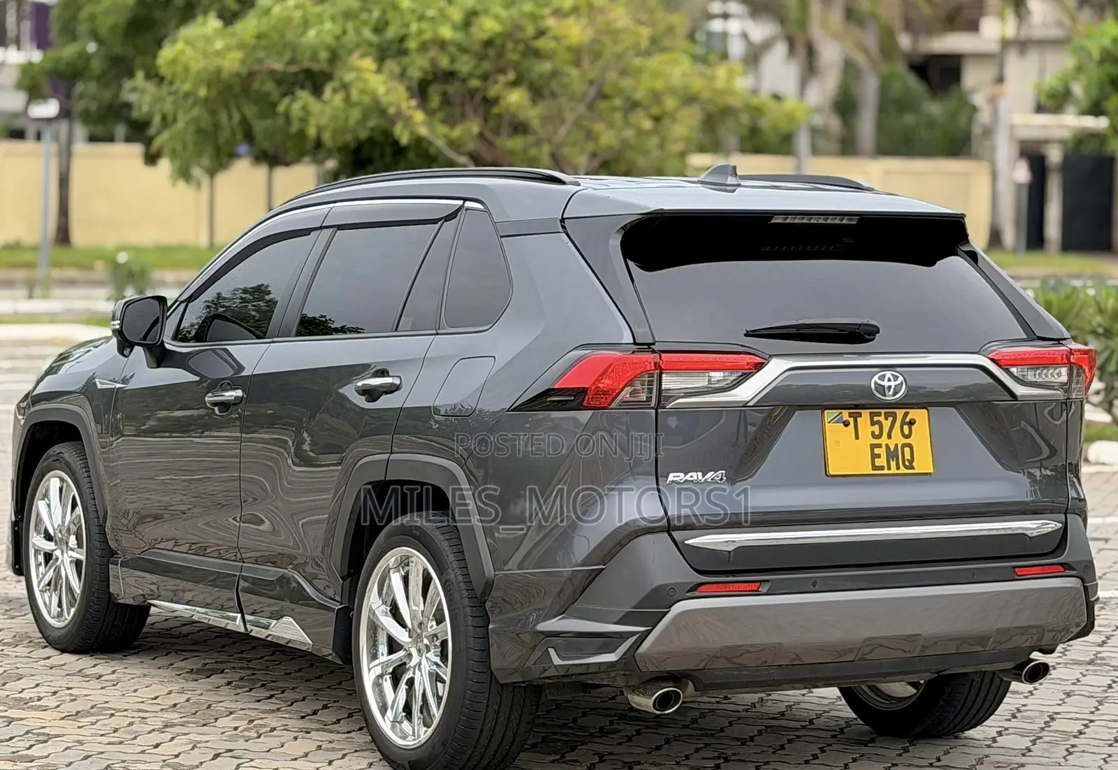 Toyota RAV4 2020 Gray