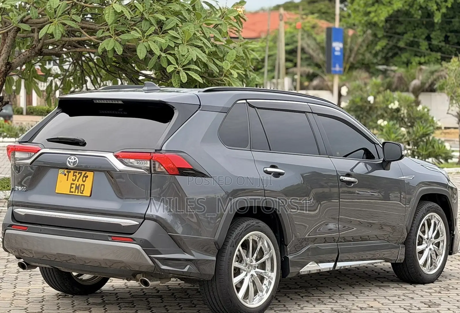 Toyota RAV4 2020 Gray