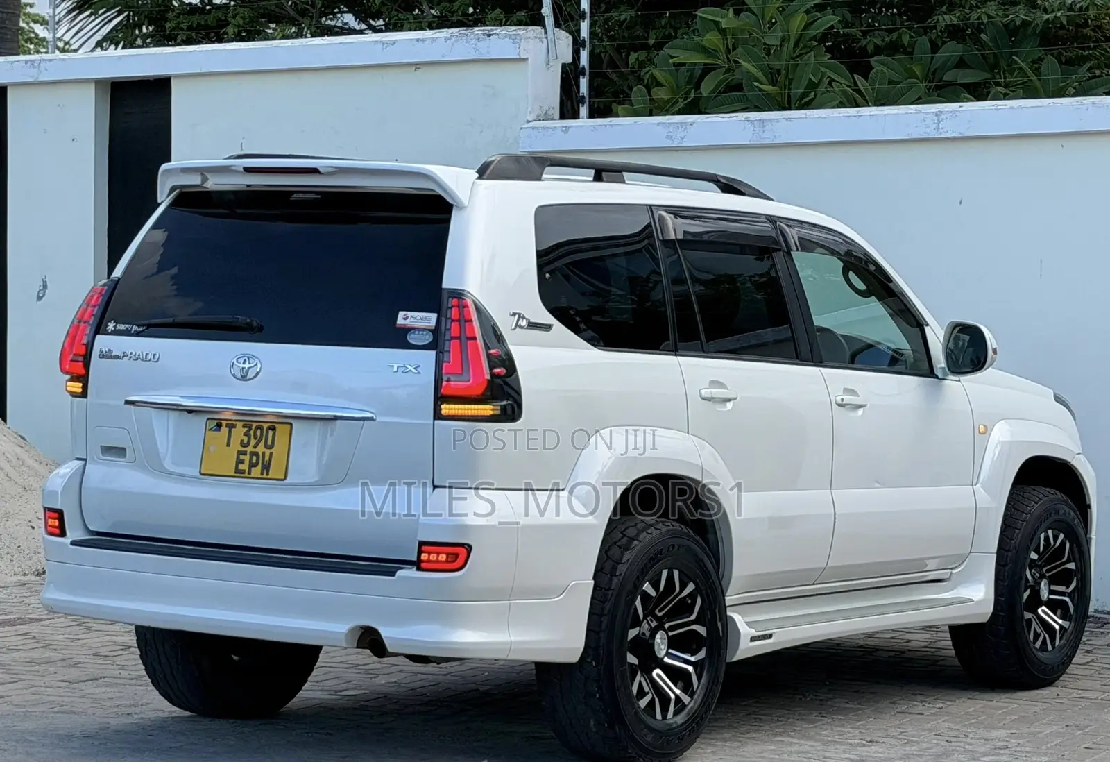 Toyota Land Cruiser Prado 2007 White