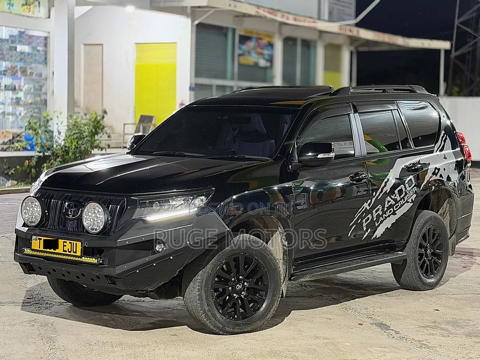 Toyota Land Cruiser Prado 2023 Black