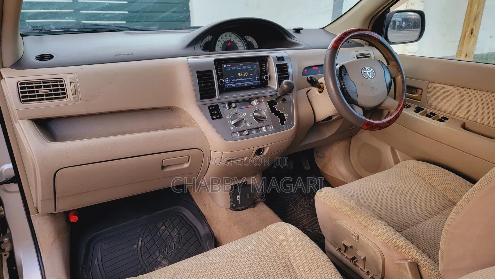 Toyota Raum 1.5 FWD 2004 Gold
