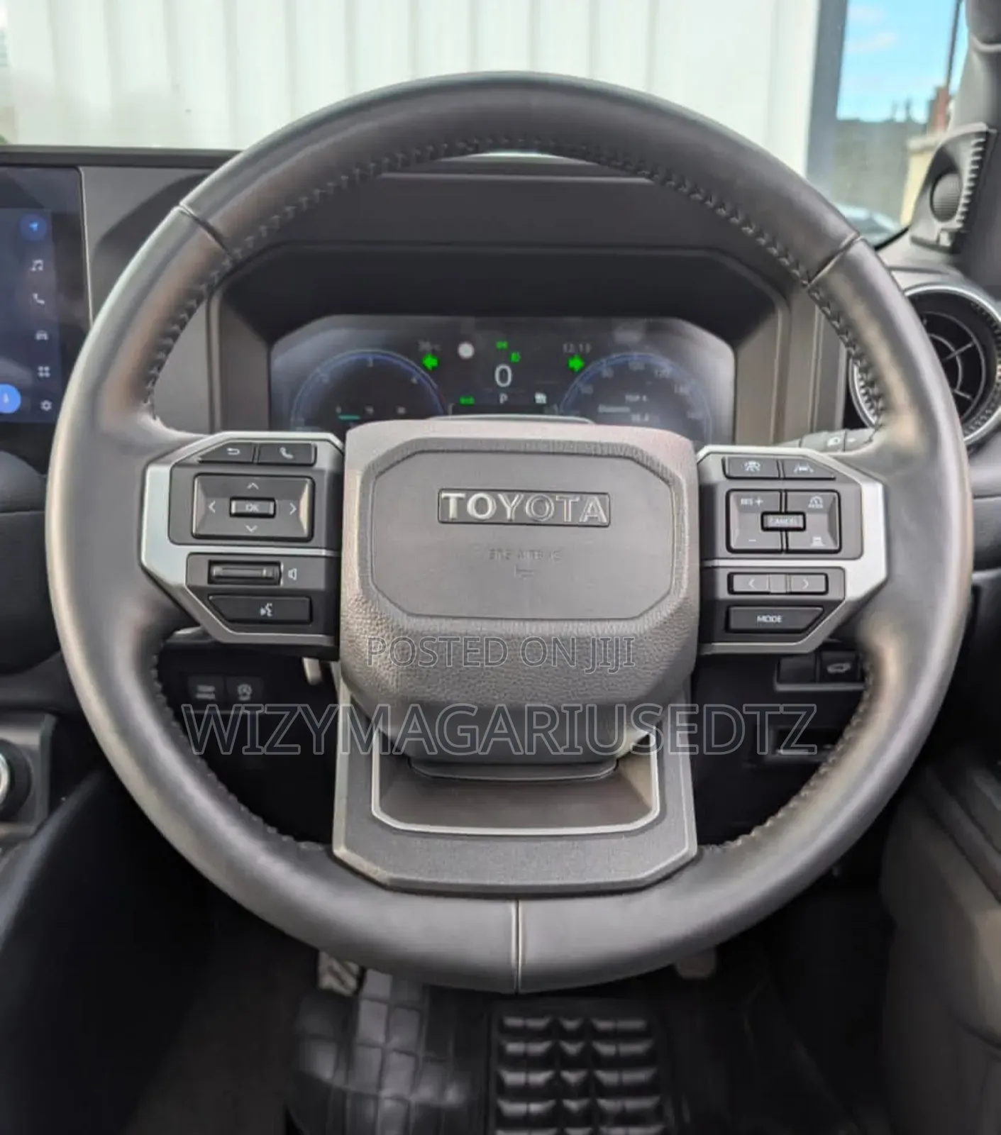 Toyota Land Cruiser Prado 2.8 2024 White