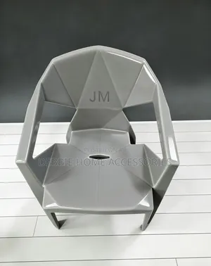 Geometric Plastic Chair( Muze Chair)