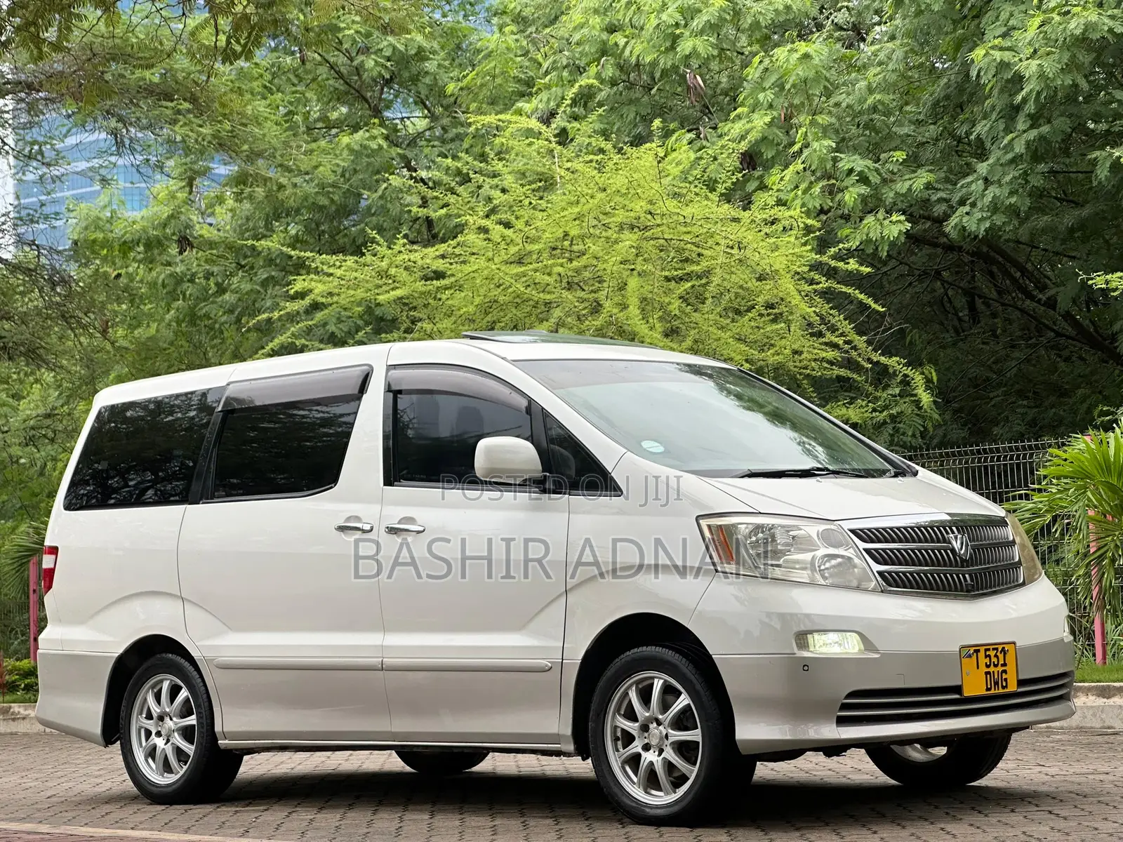 Toyota Alphard 3.0 Petrol FWD 2007 Silver