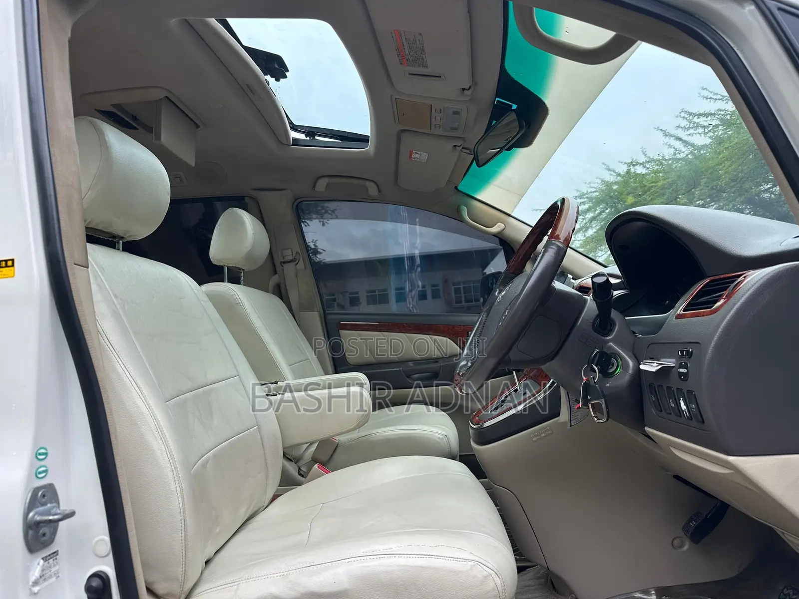 Toyota Alphard 3.0 Petrol FWD 2007 Silver