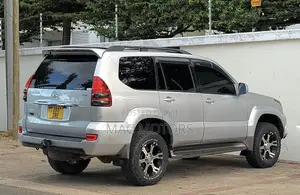 Toyota Land Cruiser Prado 3.0 D-4D 3dr 2007 Silver