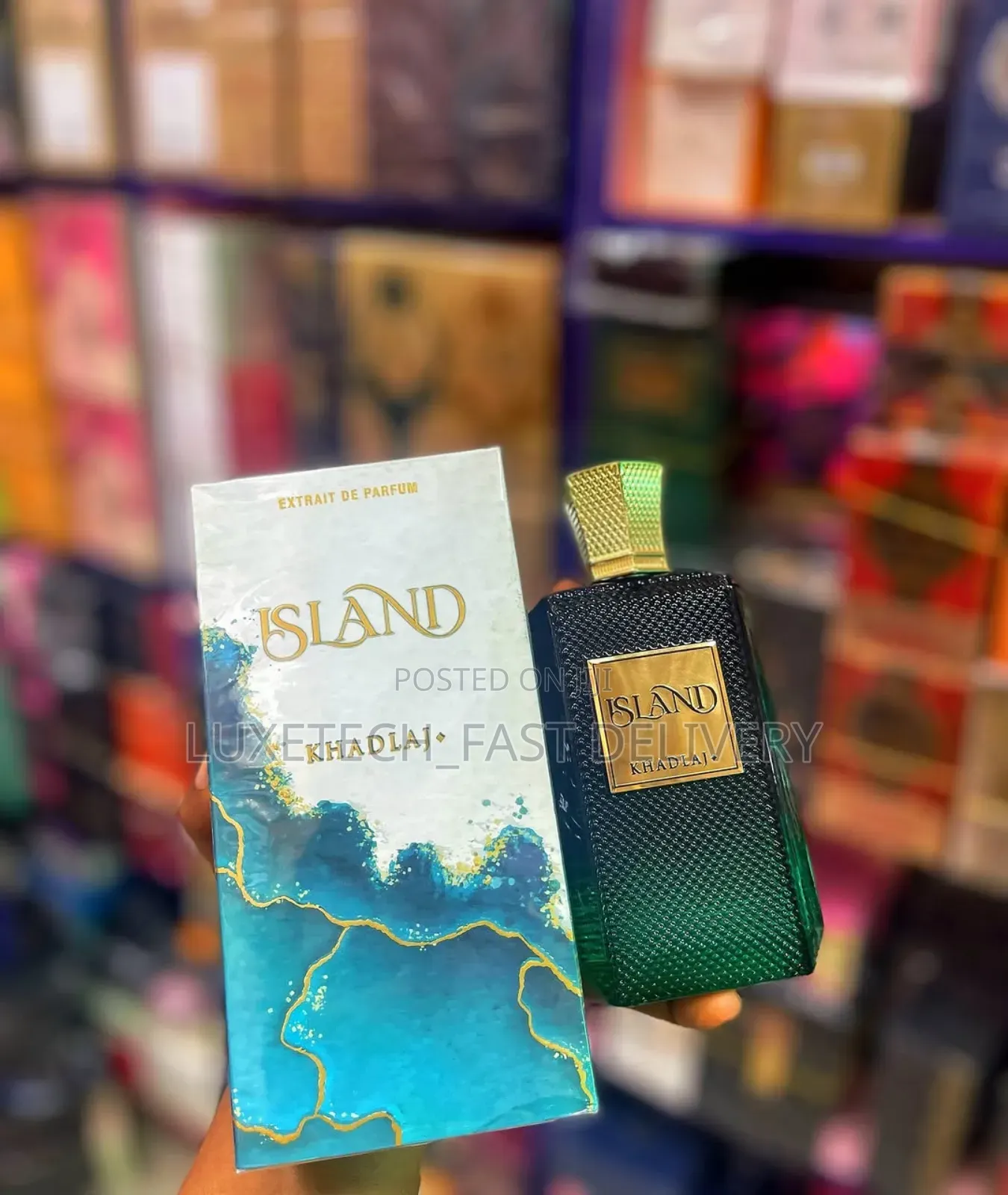 Khadlaj Island Extrait De Parfum, a Unisex Tropical Fragrance
