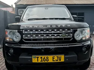 Land Rover Discovery 2013 Matt Black