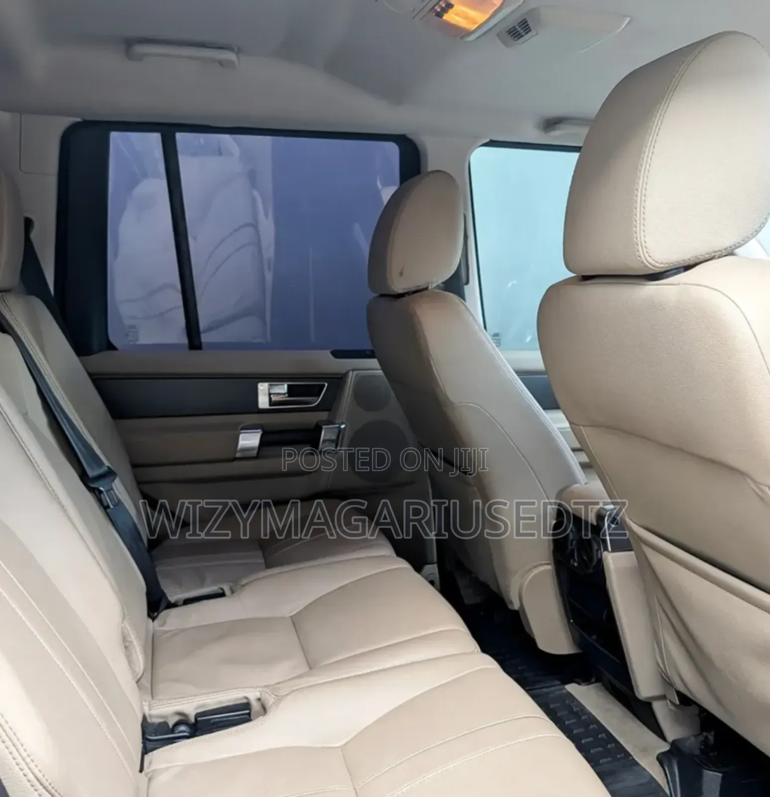 Land Rover Discovery 2013 Matt Black