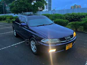 Toyota Carina 1.5 FWD Sedan 2000 Purple