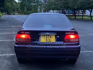 Toyota Carina 1.5 FWD Sedan 2000 Purple