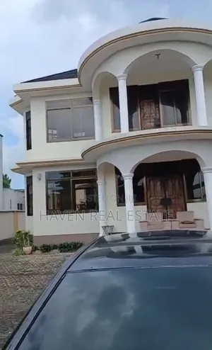 5bdrm House in Mtoni for sale