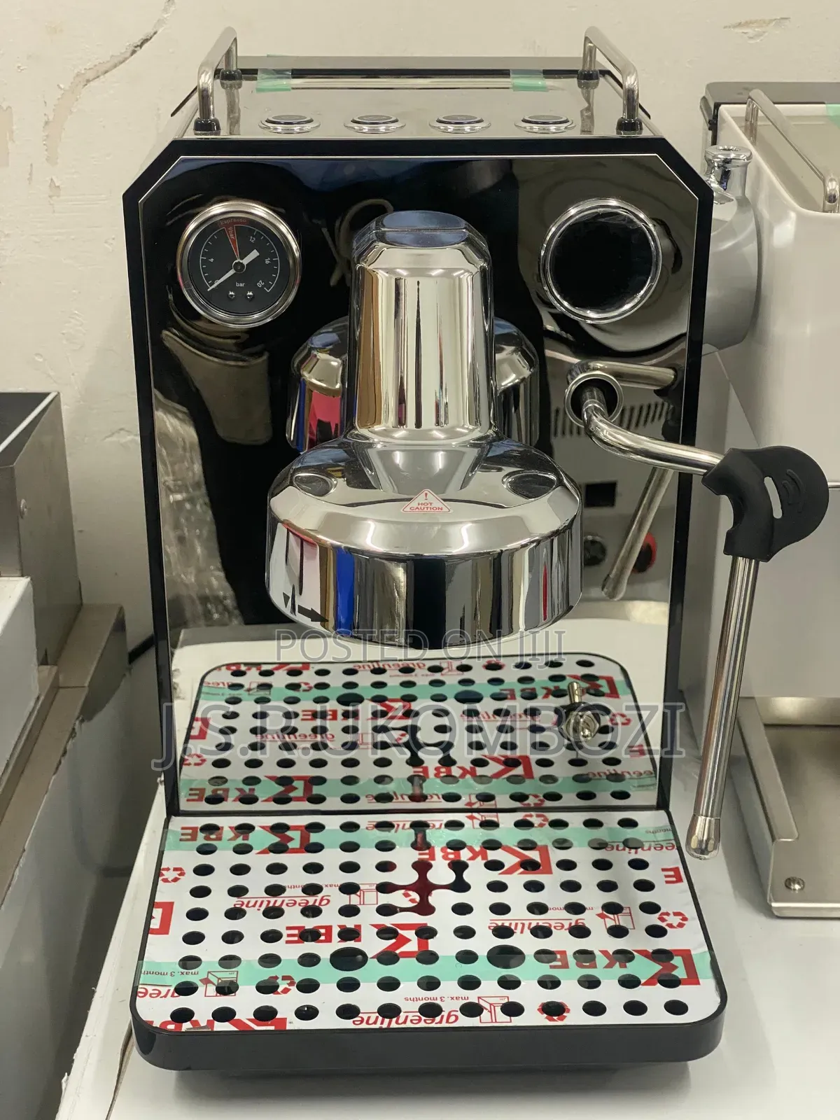 *Espresso Coffee Machine*
- 1.7l
- ⁠Semi-Automatic 
*