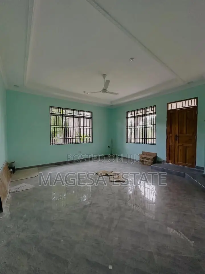 3bdrm House in Tabata for rent