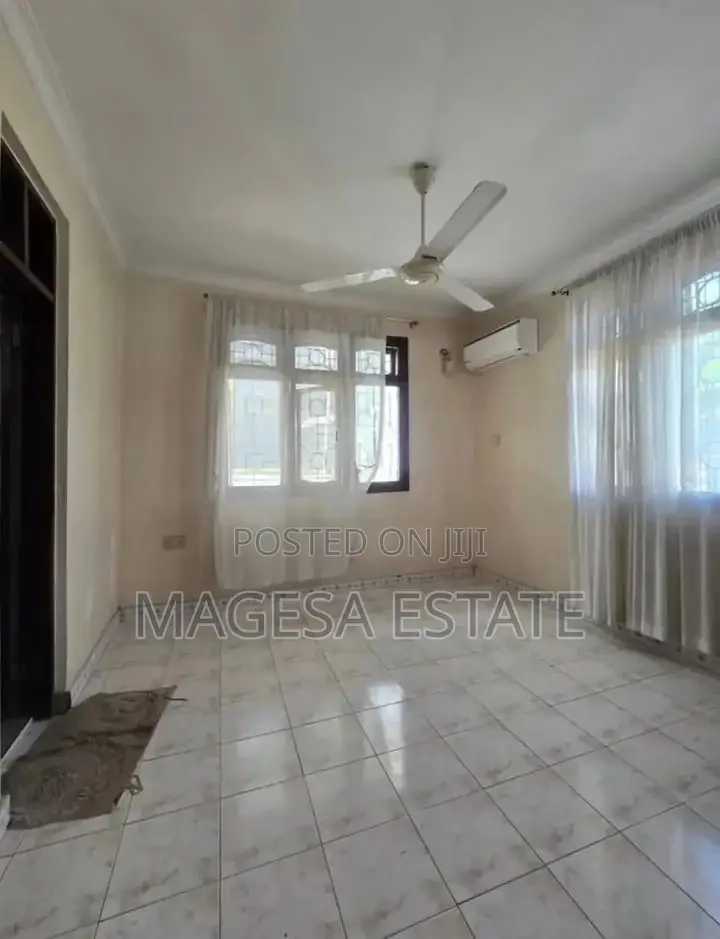7bdrm House in Mikocheni for rent