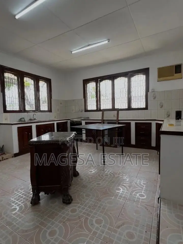 3bdrm House in Mikocheni for rent