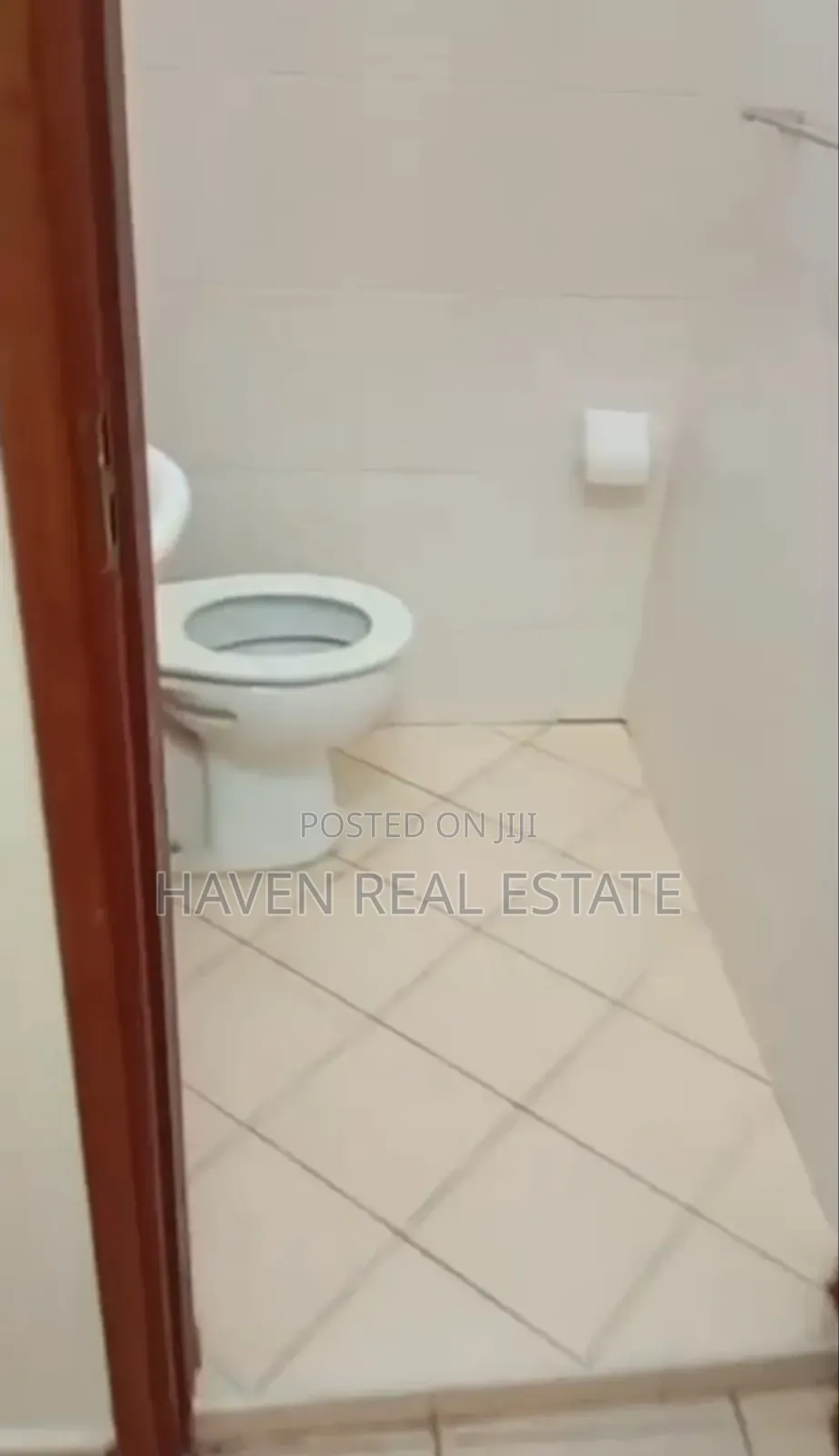 3bdrm Apartment in Upanga East for sale