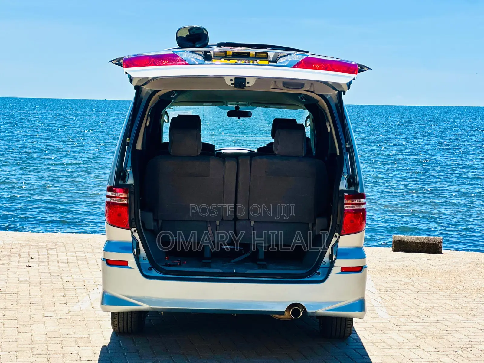 Toyota Alphard 2006 Gray