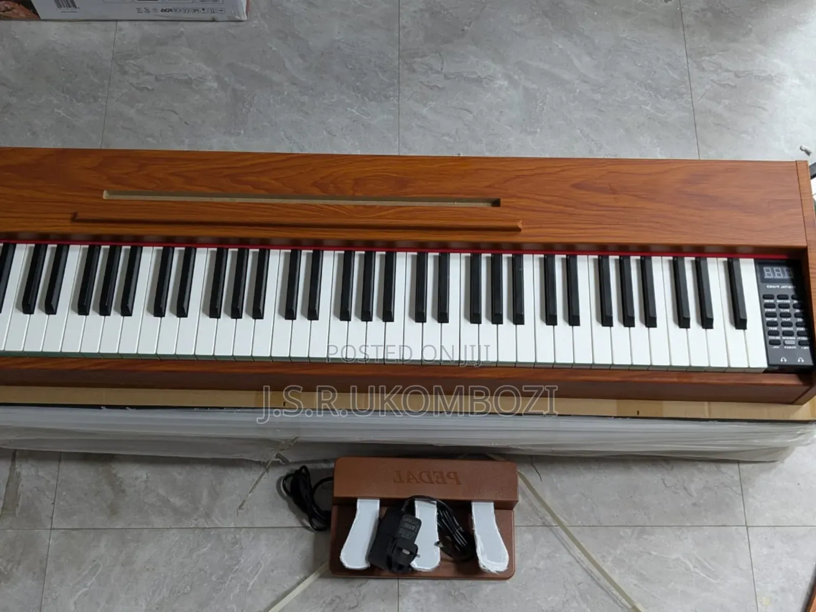 Digital Piano Heavyweight Key With Sustain Pedal 3