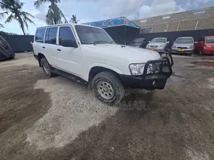 Nissan Patrol 2019 White