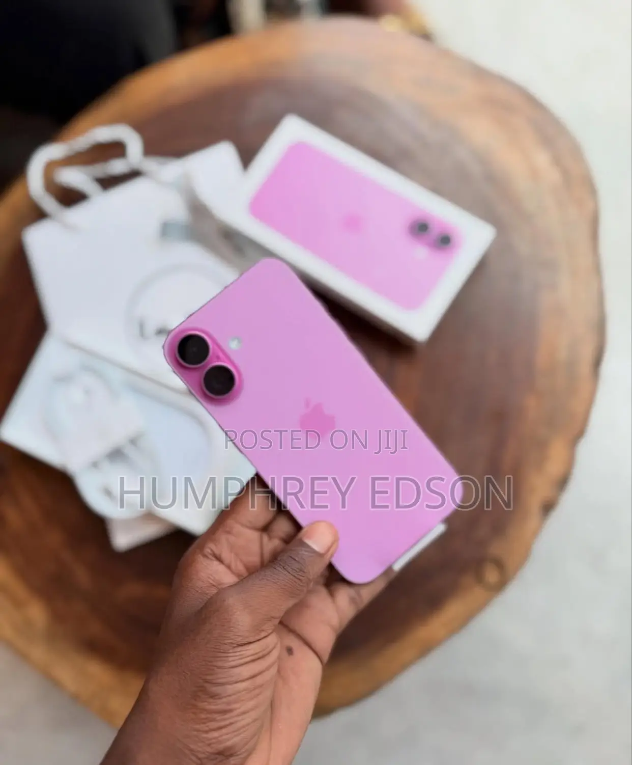New Apple iPhone 16 128 GB Pink