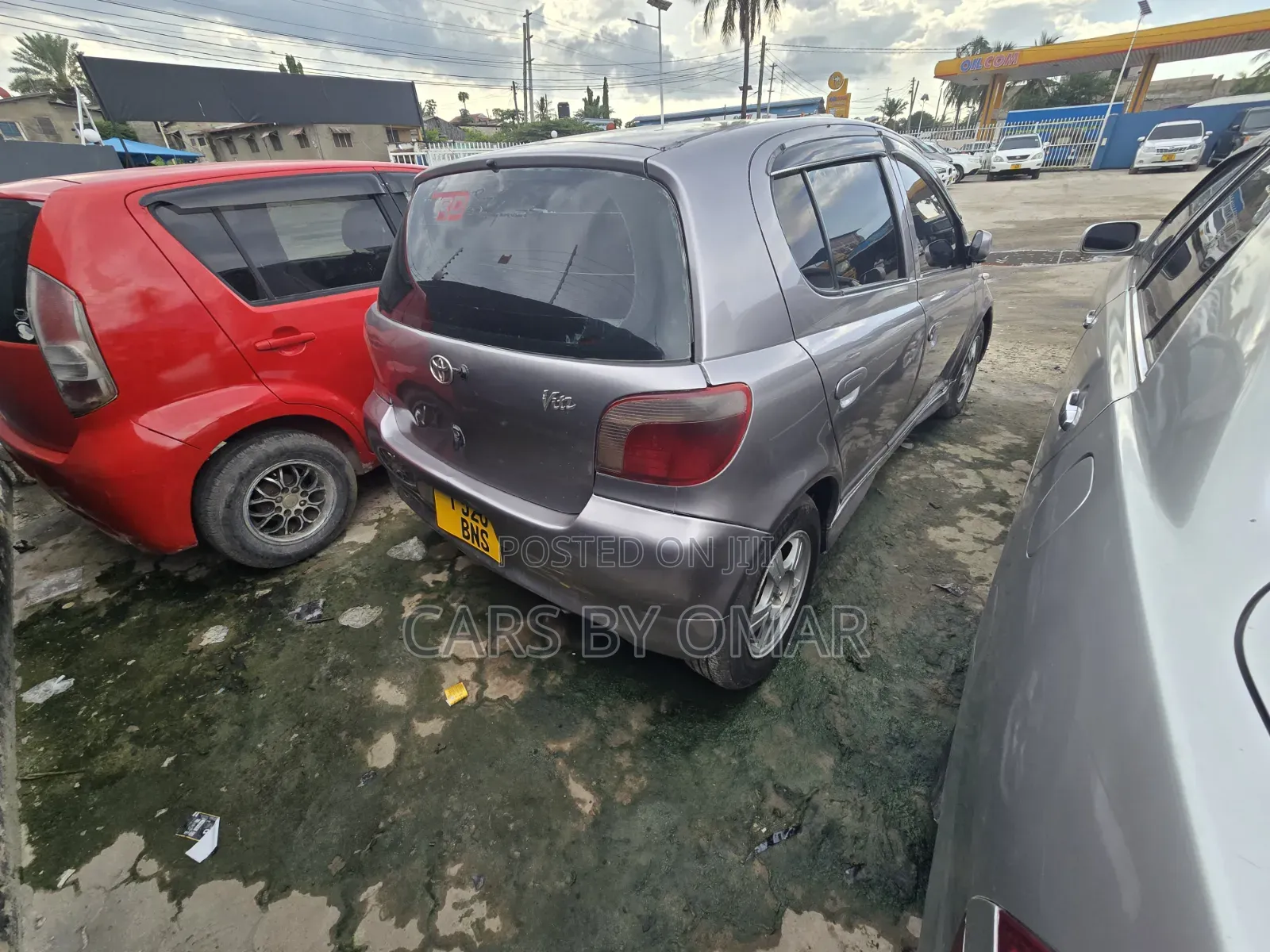 Toyota Vitz 2002 Ivory