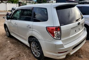Subaru Forester 2009 White