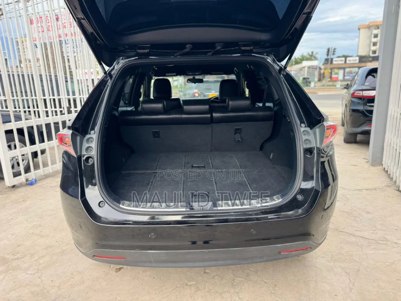 Toyota Harrier 2014 Black