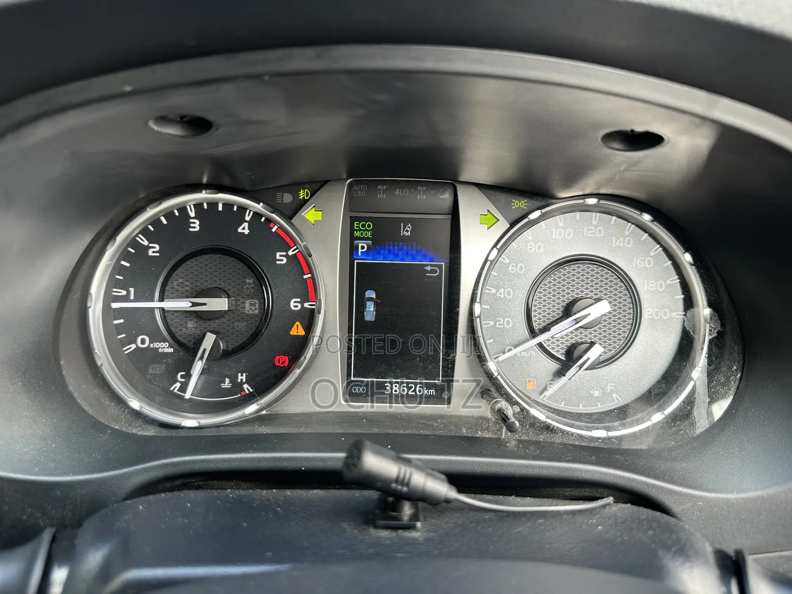 Toyota Hilux 2021 Black