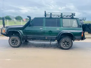 Nissan Patrol 2007 Green