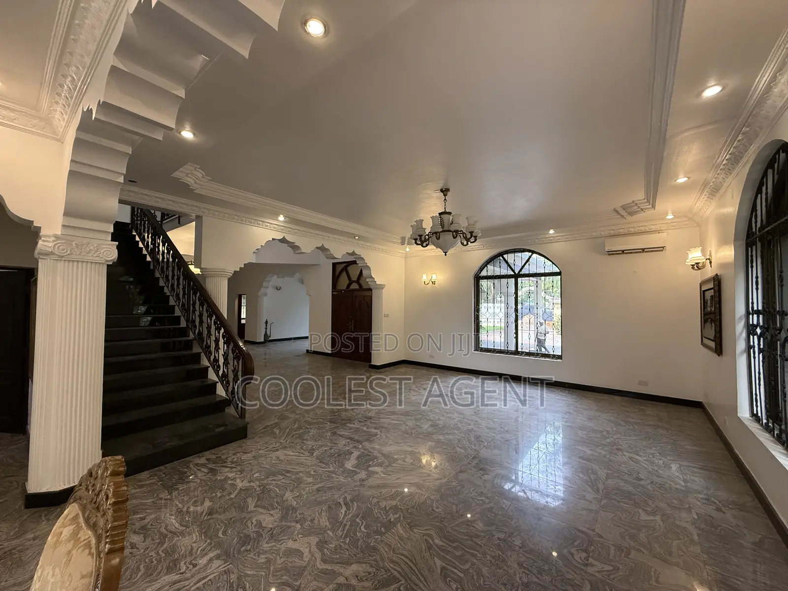 5bdrm Mansion in Coolest Estate, Masaki for rent