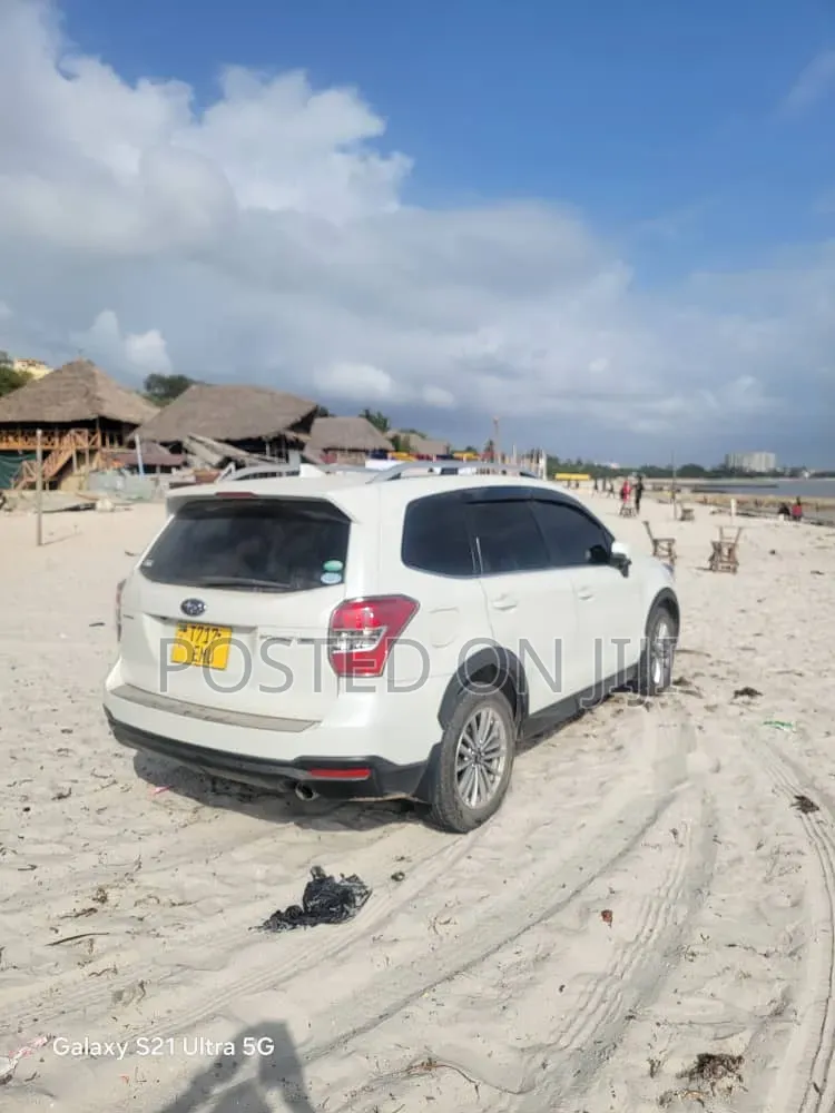 Subaru Forester 2015 White