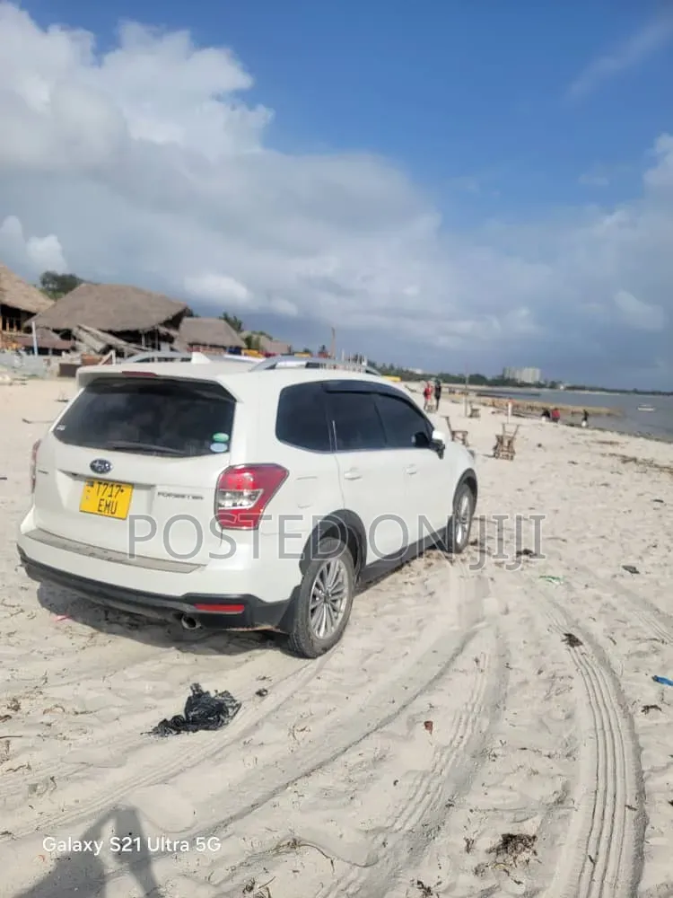 Subaru Forester 2015 White