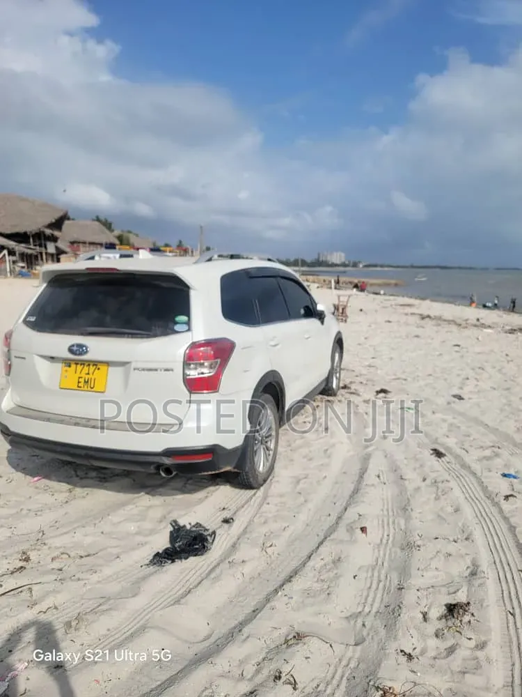 Subaru Forester 2015 White