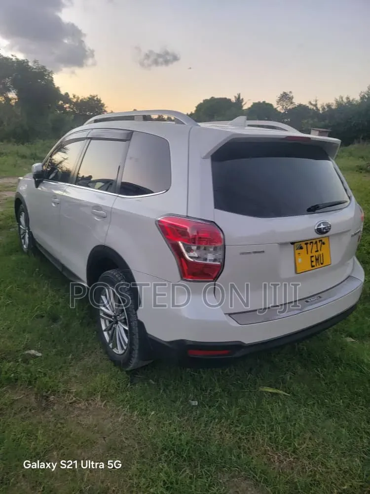 Subaru Forester 2015 White