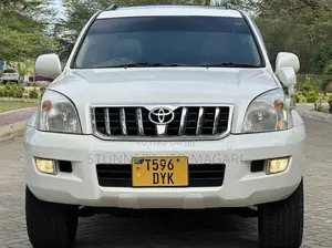 Toyota Land Cruiser Prado 2007 Off white