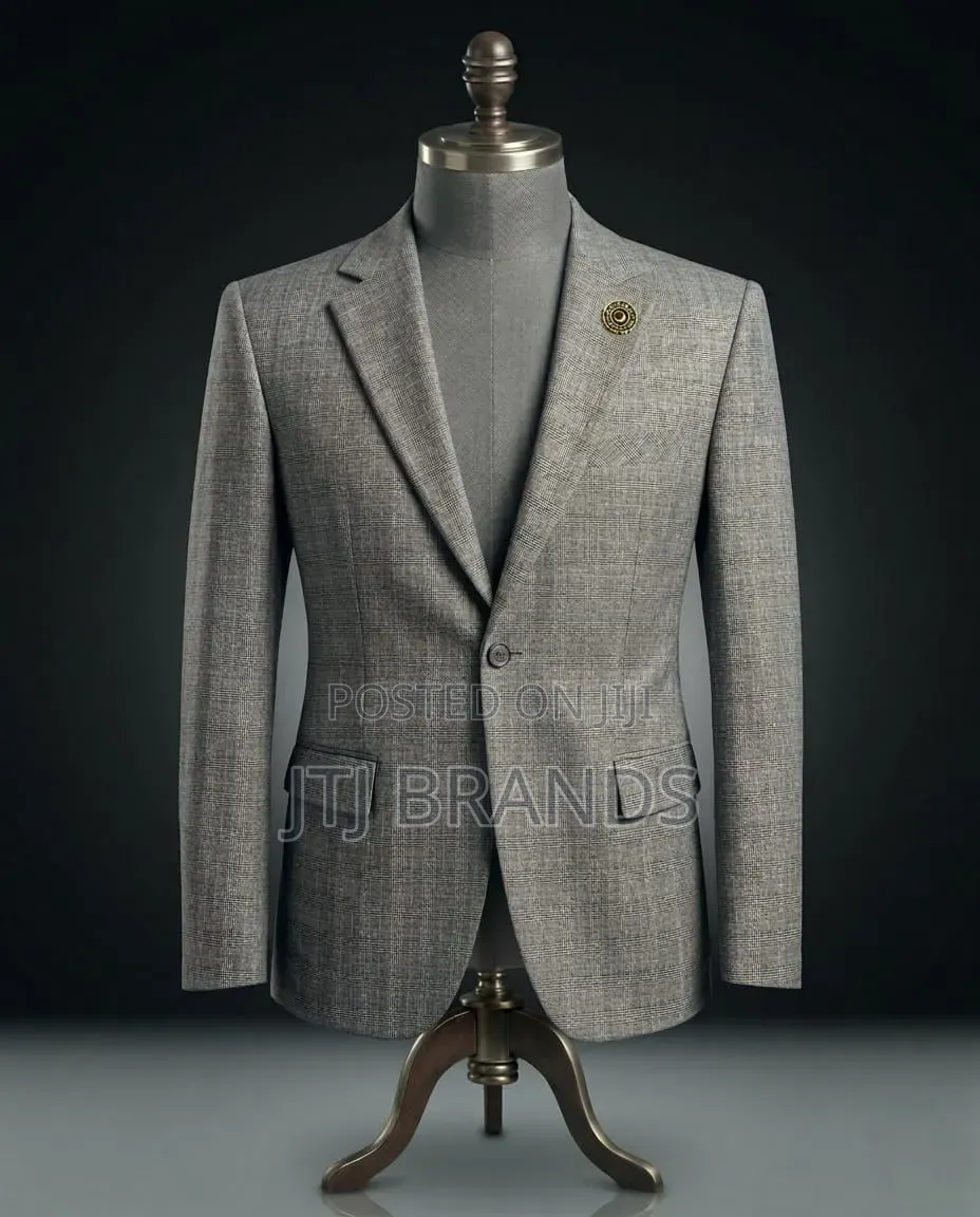 Aisee Ningekuwa Mimi Nisingeacha Blazer Hii