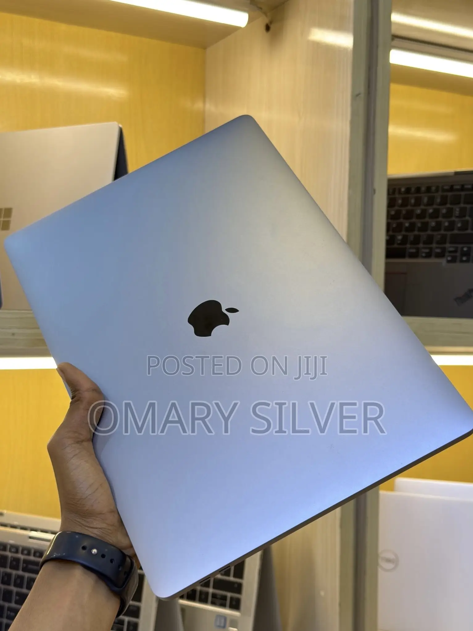 Laptop Apple MacBook Pro 2017 16GB Intel Core i7 SSD 512GB