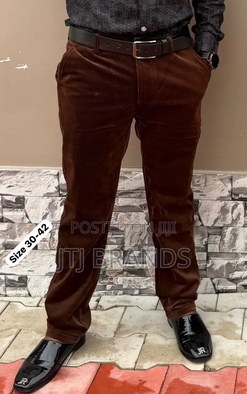 Pantaluu Veluu New Trousers.