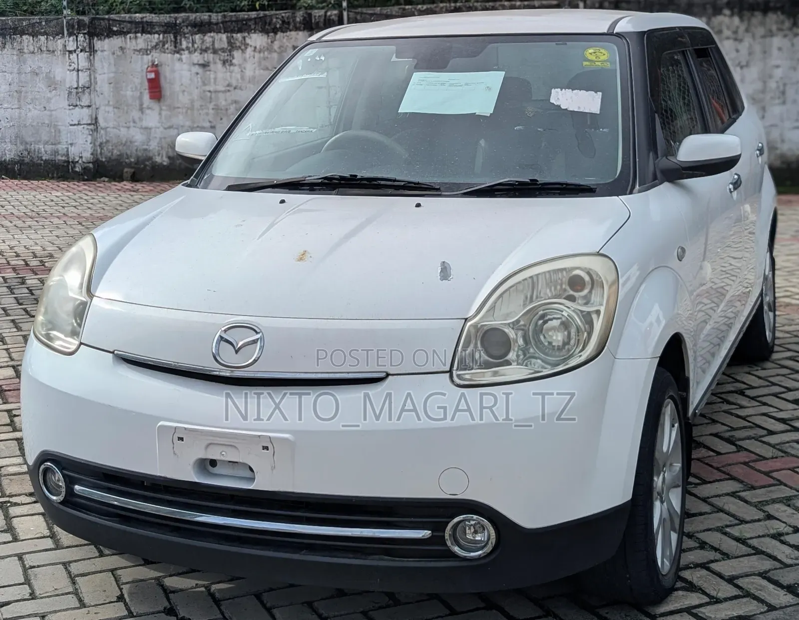 Mazda Verisa 2009 White