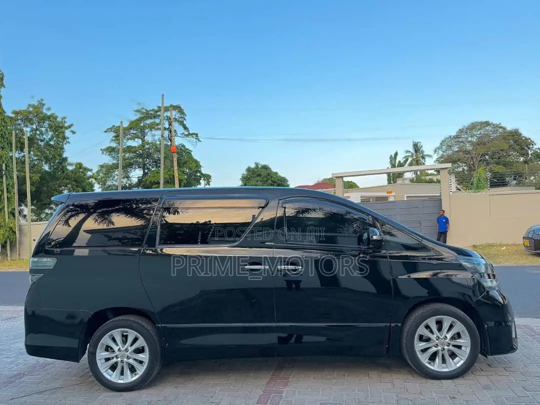 Toyota Alphard 2009 Black