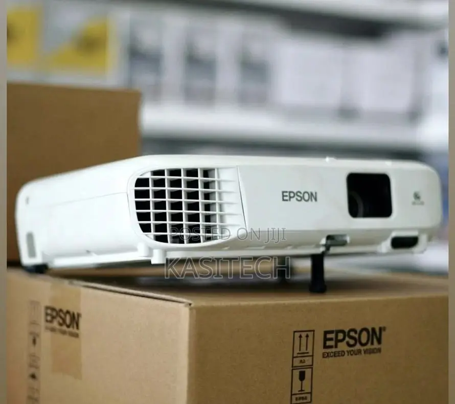 Epson Projector S05