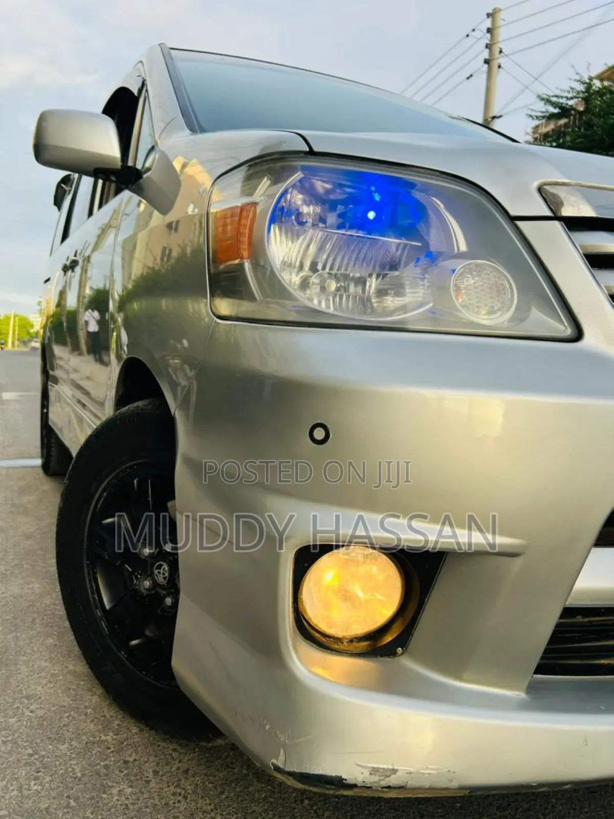 Toyota Noah 2005 Silver